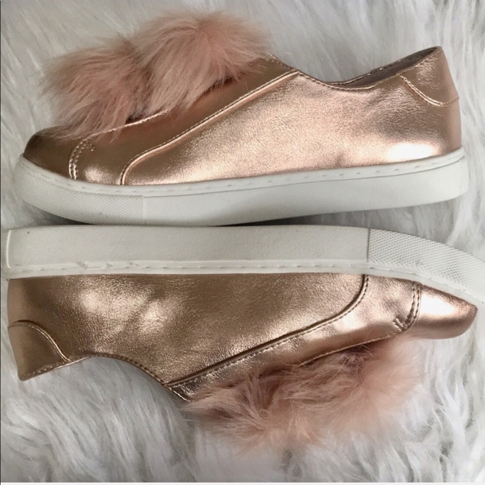 Steve Madden Breeze Blush Metallic Pom Sneaker - Picture 2 of 8
